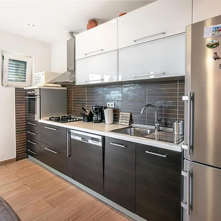 Marino In Makarska, Private Pool Villa *